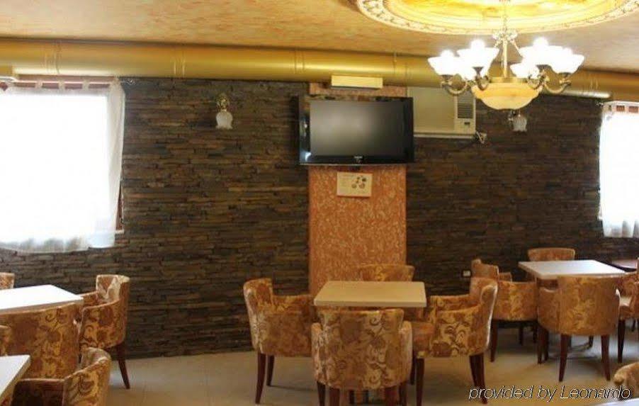 Hotel Livia Tirana Extérieur photo